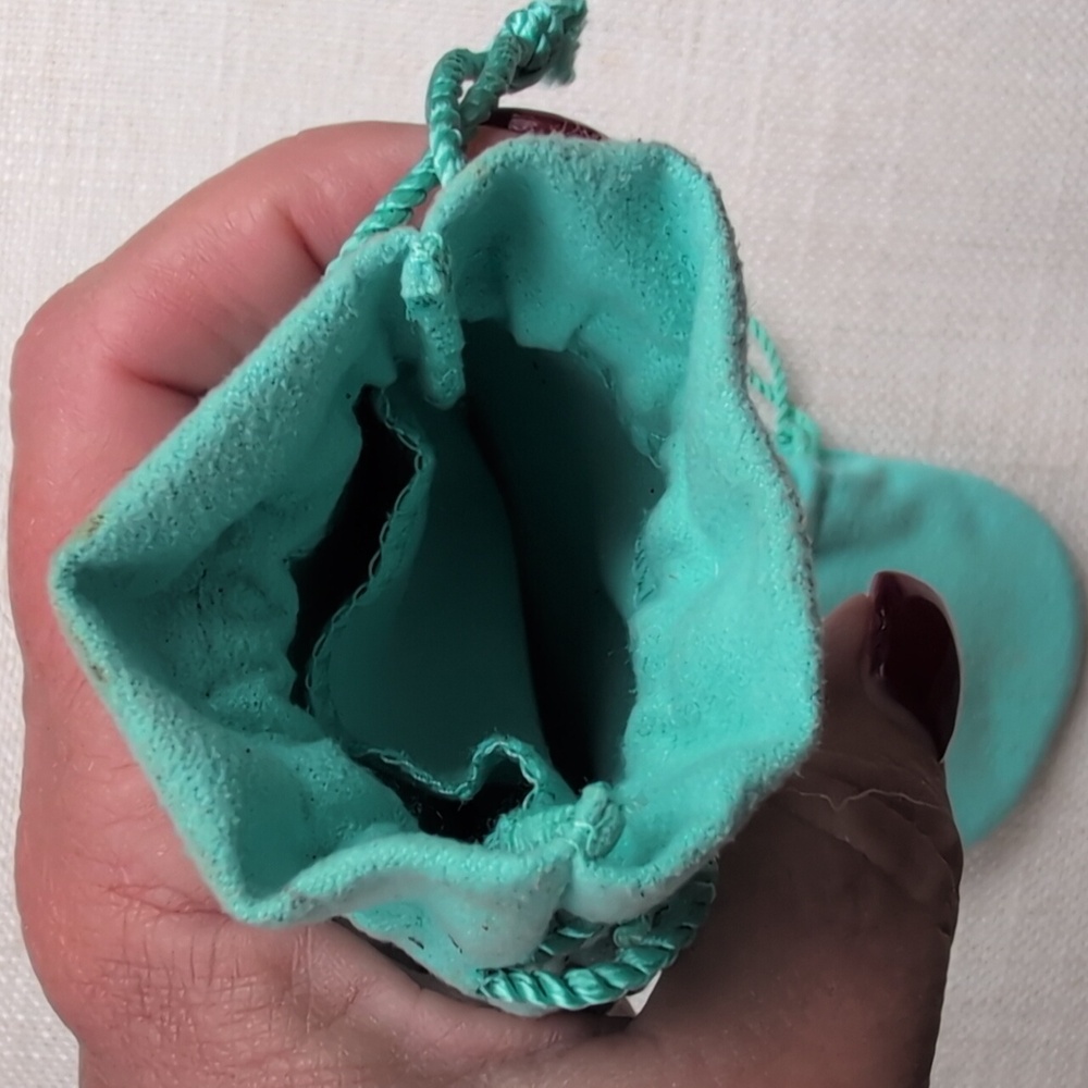 Tiffany 2 Drawstring Pouches. - Picture 6 of 8